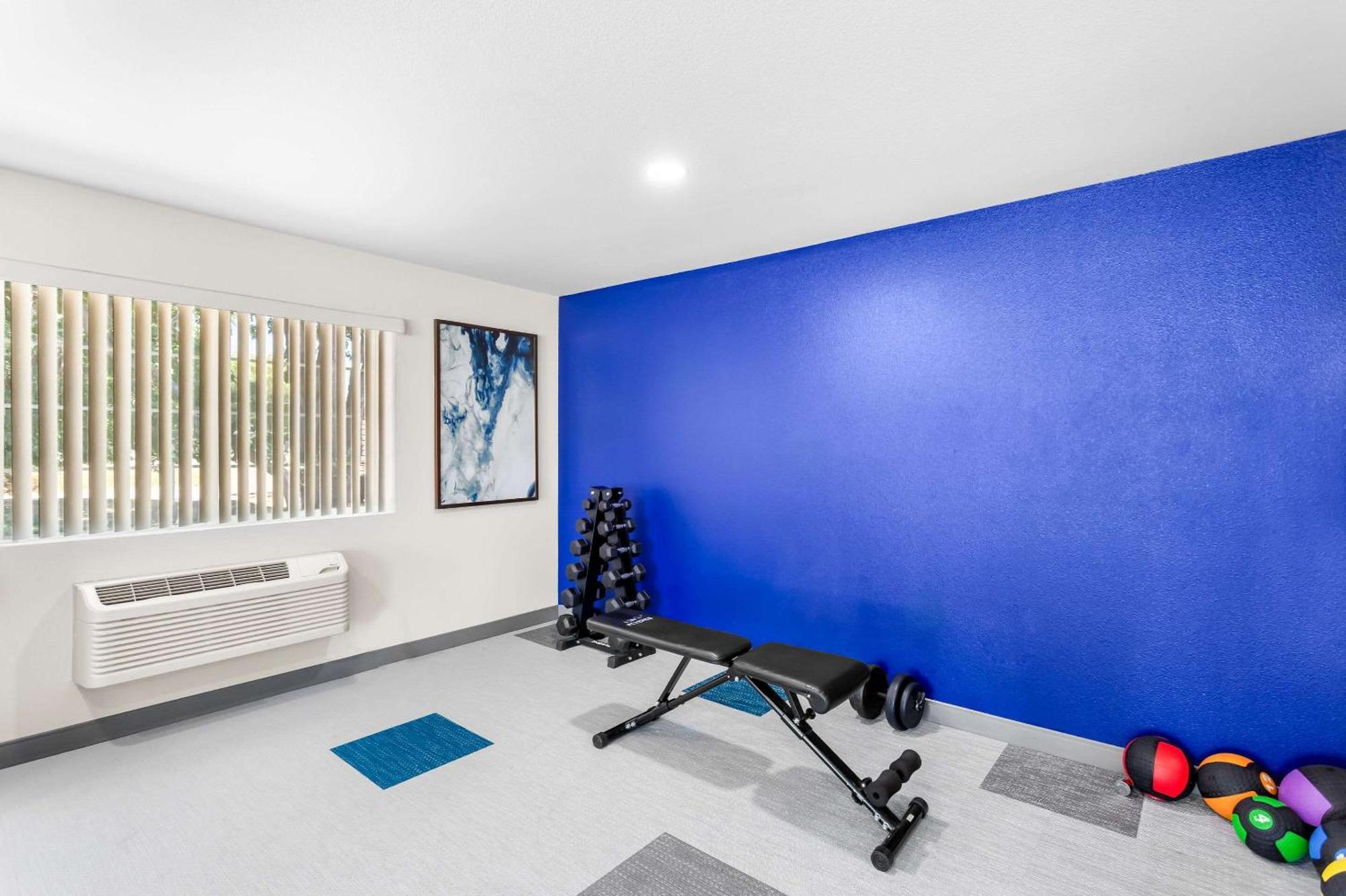 Comfort Inn & Suites Susanville Bagian luar foto