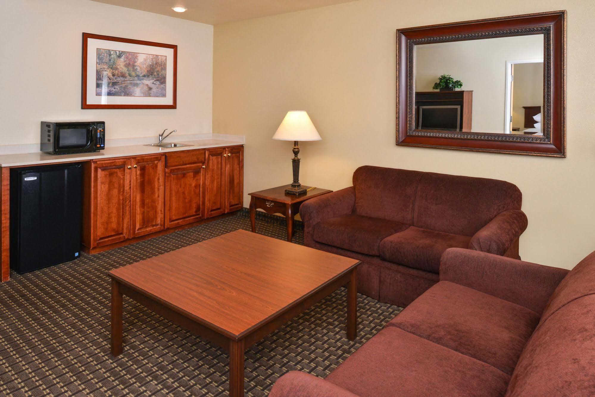 Comfort Inn & Suites Susanville Bagian luar foto
