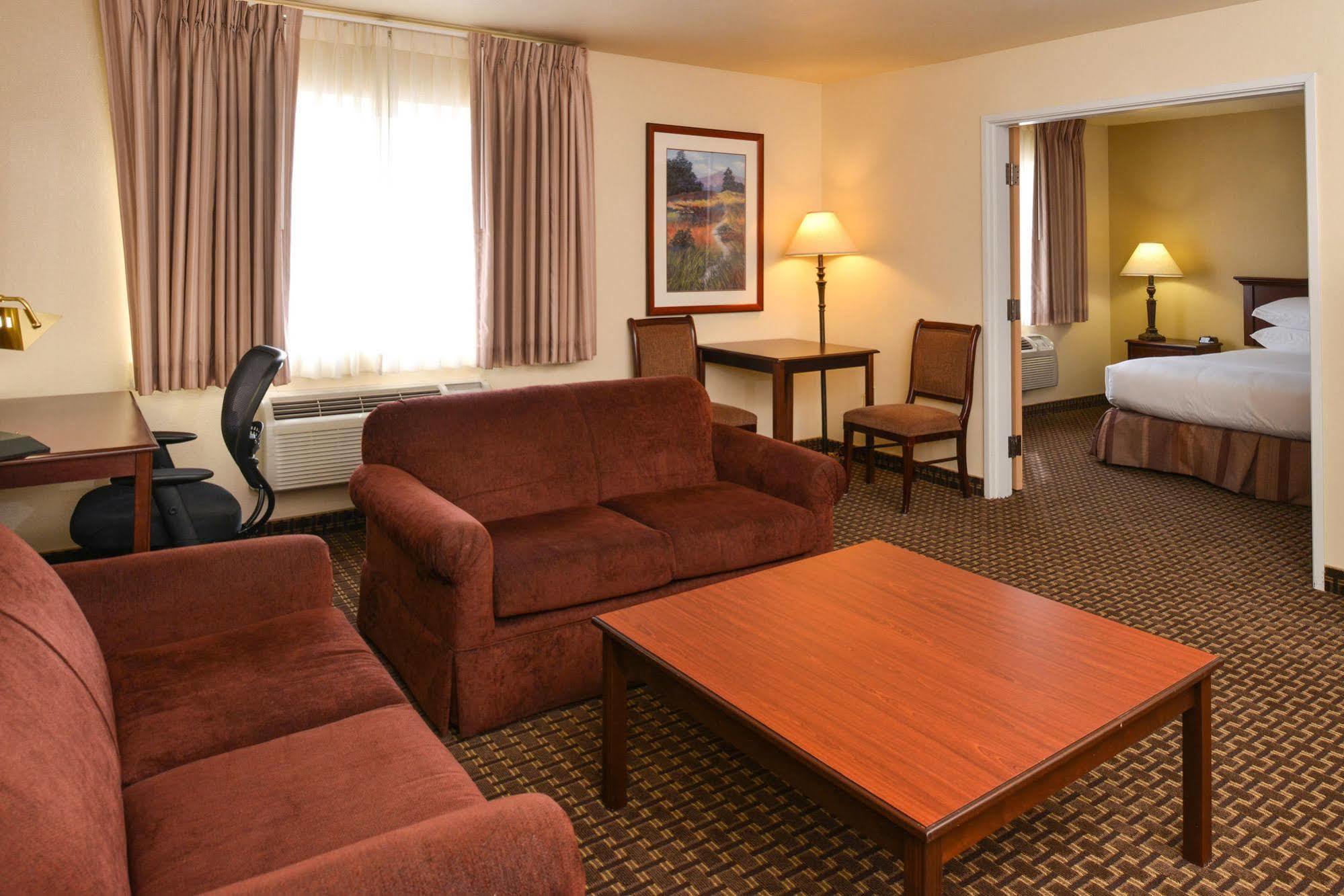 Comfort Inn & Suites Susanville Bagian luar foto